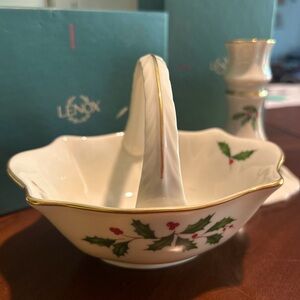 LENOX HOLIDAY CHINA BUNDLE